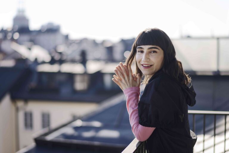 Så träffade Laleh pojkvännen Gustaf Thörn