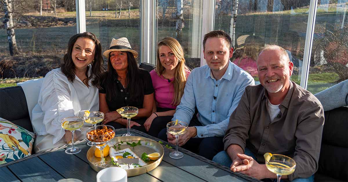 Petra Mede och gänget i "Halv åtta hos mig". Foto: TV4