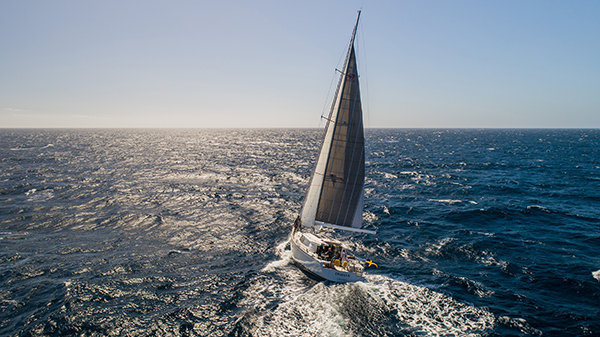 segelbåt i över atlanten