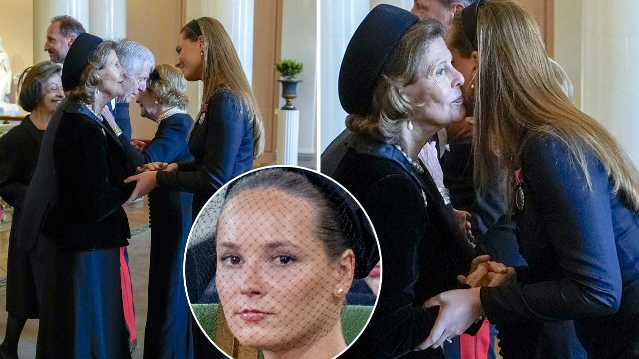 Drottning Silvia hälsar och kramar om kronprinsessan Ingrid Alexandra i sorgkläder vid ceremoni