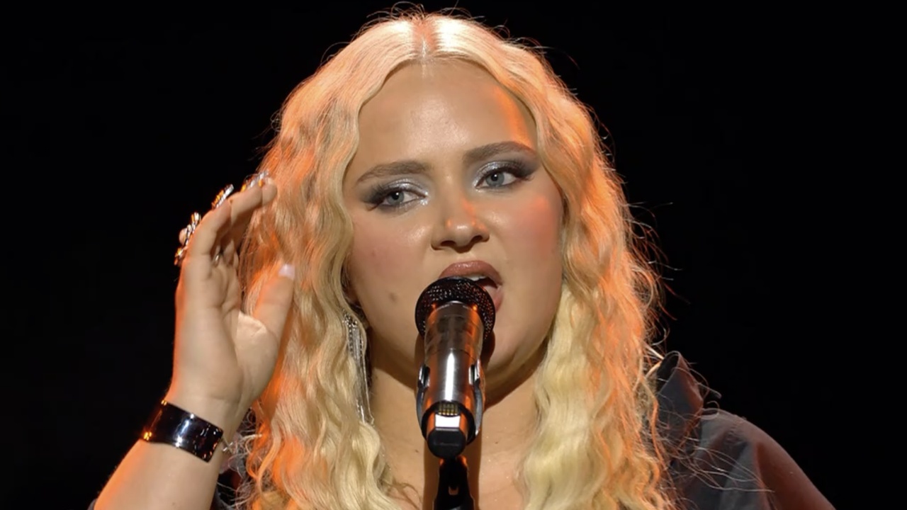 saga uvemark, idol